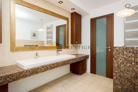 Przestronny apartament na Starym Mokotowie