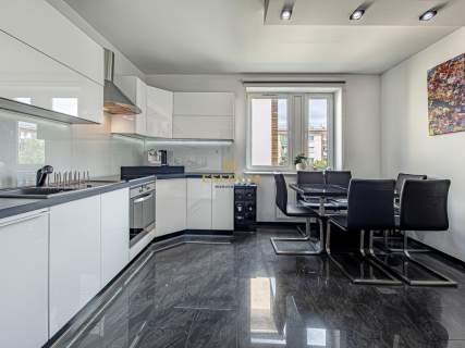 Komfortowy, nowoczesny apartament na parterze