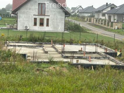 Działka z fundamentami, projektem domu i pozwoleniem Gościno