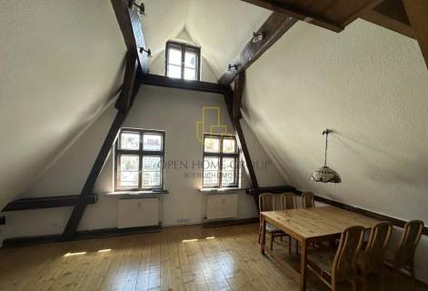 Dwupoziomowe mieszkanie w centrum Jeleniej Góry