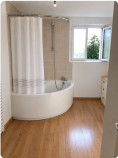 Jasny apartament 70 m, 2 sypialnie, balkon i parking Ochota