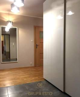 BRONOWICE 3 POKOJE BALKON MIEJSCE POSTOOWE