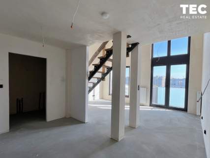 Antresola i salon razem 55 m , bez prowizji