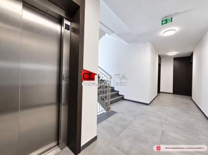 Elegancki, komfortowo wykończony apartament - nowy Zawiszów