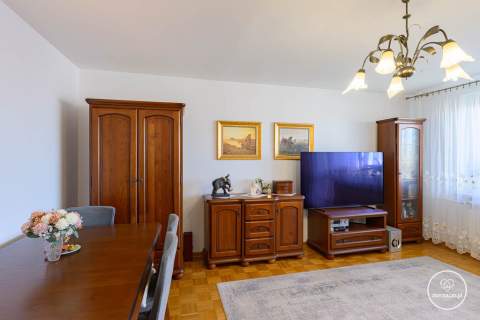 BEMOWO 67m2 3 POKOJE 1994r. TARAS TRAMWAJ GALERIA