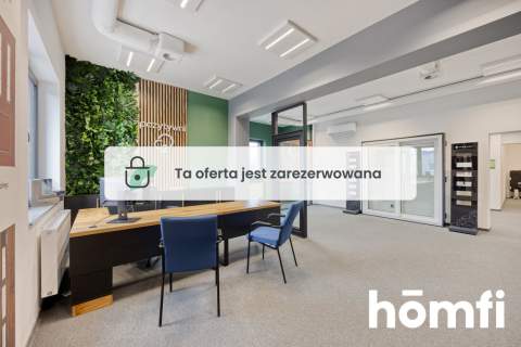 Lokal w nowoczesnym budynku z salą konferencyjną