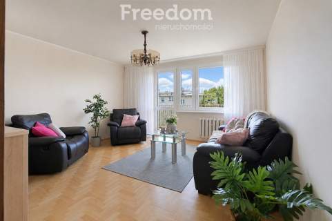 Pruszcz Gdański, 3 pok. 76 m2, balkon, dwustronne