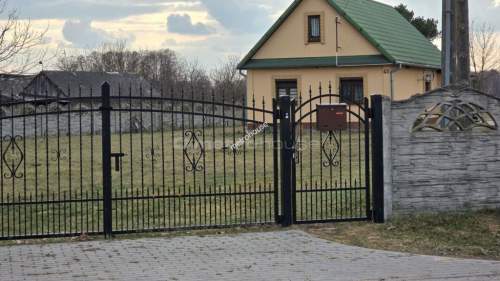 DOM PO REMONCIE 65 m DZIAŁKA 3200 m
