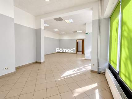 Lokal użytkowy 65 m na wynajem parter, ul. Szymanowskiego w...