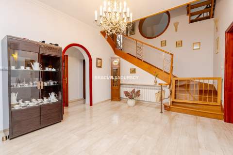 Wyjątkowy Dom Premium 370m z Ogrodem/Modlniczka