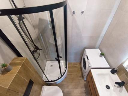 Wynajmę kawalerkę pet friendly,Al.Niepodległości 5