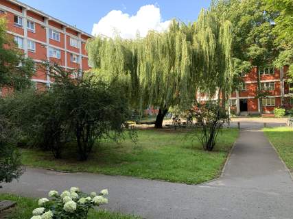 Bezpośrednio mieszkanie 34 m2, pokój z oddzielną widną kuchn