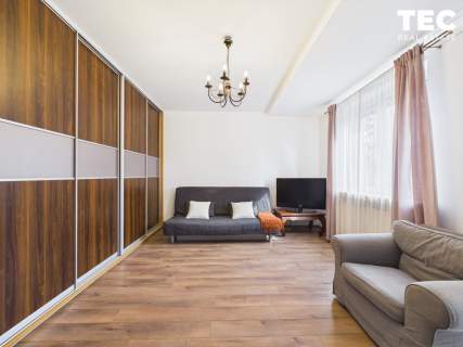 2-pok. z osobną kuchnią/parking/Serenada