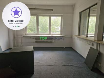 Przestronne biuro lub hostel winda