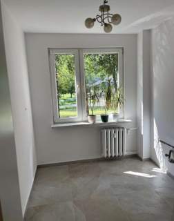 61 m 3 pokoje balkon po remoncie