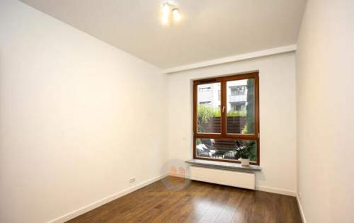 Apartament 2 pokojowy z ogródkiem oraz garażem