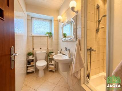 Dom 160 m 2400 m 2 działki 2 KW Parlin
