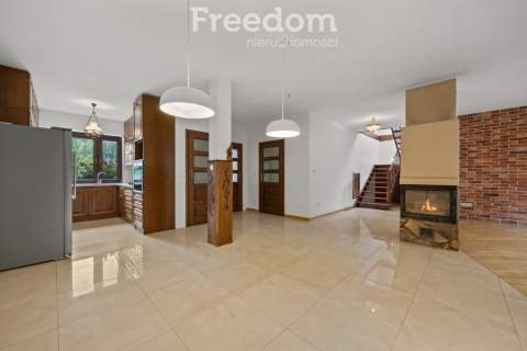 Architektura komfortu. Dom 190m2 z dębowym sercem w Jaktorowie