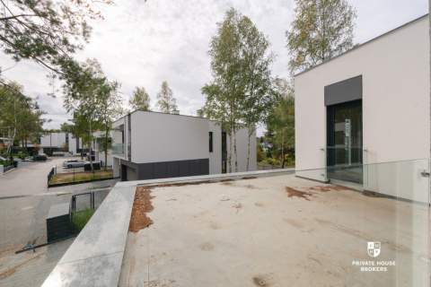 Miejska willa 241m2 10ar. SmartHome - Park Klonowy