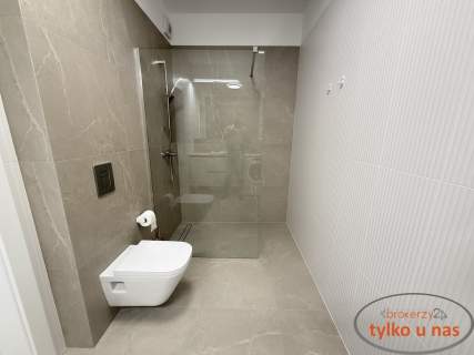 EXTRA NOWIUTKI APARTAMENT - ŁAZARZ KAWALERYJSKA 4