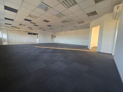 Wynajmę lokal biurowy 185,5m2 w Rzeszowie, ul. Lwowska