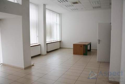 Sprzedaż, lokal 68m2, Pomorzany