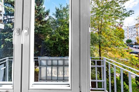 3 POKOJE 58,8 m I PIĘTRO BALKON OS. KMITY