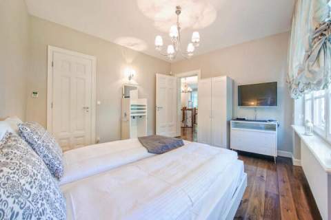 Apartament z dwoma sypialniami, Dębowa 12/1