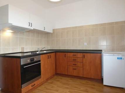 Kawalerka 30 m2, komórka - Rostka 7, Szobiszowice