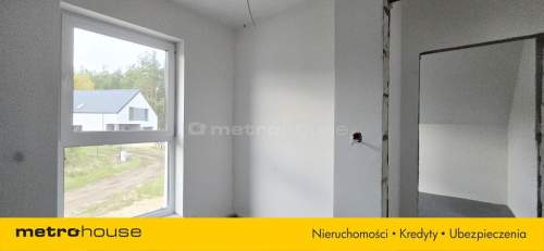 NOWY DOM WOLNOSTOJĄCY NA GRANICY LASU