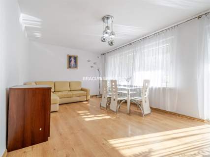 2 pokoje umeblowane, ciche, po remoncie