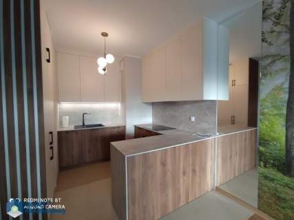 Apartament z garażem, klimatyzacją i komórką
