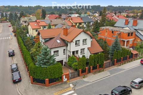 Przestronny dom 300m2 w Żyrardowie pod lasem