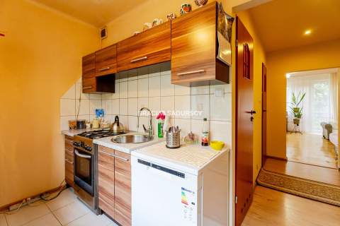 2 POKOJE 52 m2 II PIĘTRO OS. SIKORSKIEGO