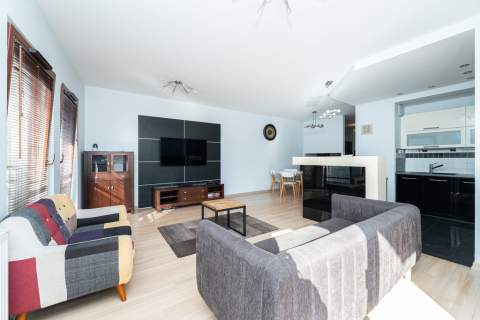 3-pokojowy apartament z klimatyzacją w Wilanowie 