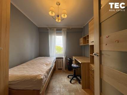 4 pokoje Balkon Oddzielna kuchnia