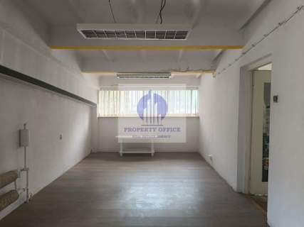 Włochy magazyn/usługi 81,70 m2