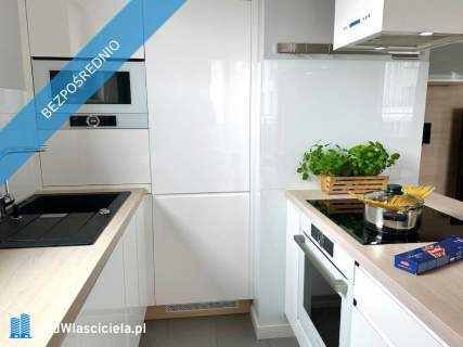 Jasny apartament 70m , 2 sypialnie, balkon i parking na Ochocie