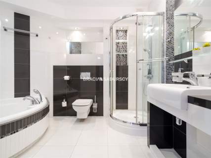 Bronowice Salwator Tower 13 piętro widok balkon