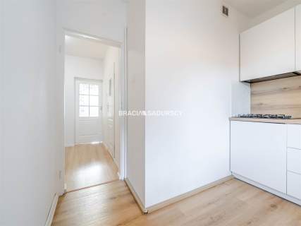 64m2 4 pok os kuchnia balkon Bronowice