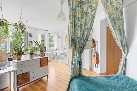49,90 m z dużą garderobą Balkon Garaż Las