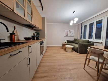 2 pok. 32m2, Kurdwanów ul. Wysłouchów, po remoncie