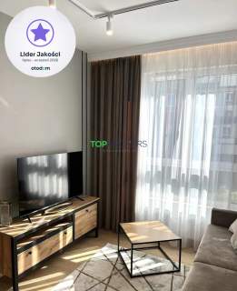 Salon z aneksem i 2 pokoje, balkon, garaż