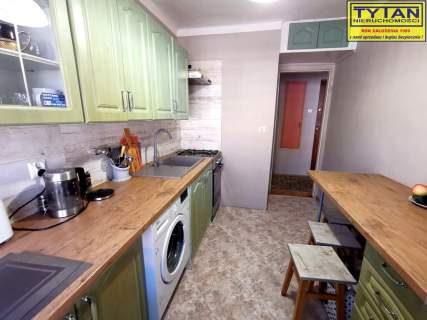 Centrum, balkon, I piętro, ul. Dworna 35, garaż w CENIE