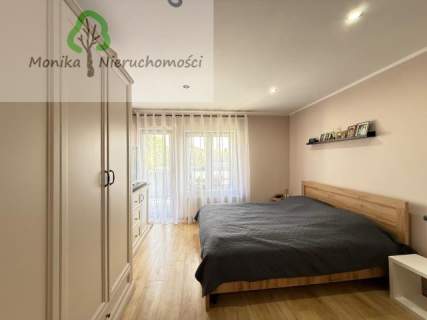 4 pokojowe mieszkanie po remoncie, garaż, wiata, ogród