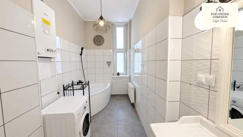 Mieszkanie z balkonem w zadbanej kamienicy