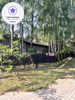 Wygodny 9-pokojowy dom dla firmy, własny parking