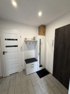 2 pokoje 46 m Generalny remont 1. piętro Balkon