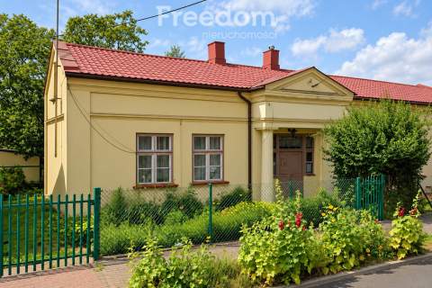 Dom z historią i charakterem 200 m od centrum
