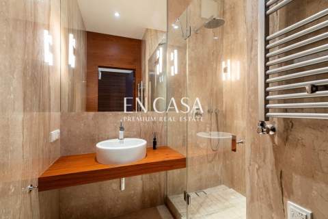 Wyjątkowy apartament przy Łazienkach
